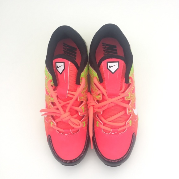 Nike cleats Girl size 6Y NWOT-Sold 💱 - Picture 3 of 8